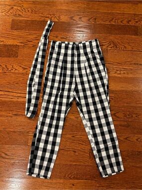 High-Waist Black & White Gingham Trousers with Matching Belt